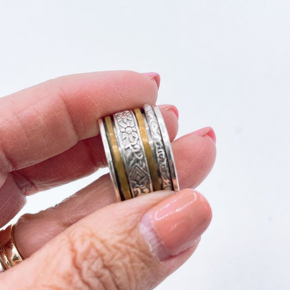 Silpada 925 & Brass Floral Spinner R2293 Band Ring - Size 8.5 - Picture 4 of 8